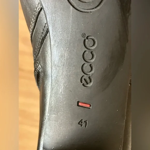 Ecco black women's boots - Picture 7 of 8